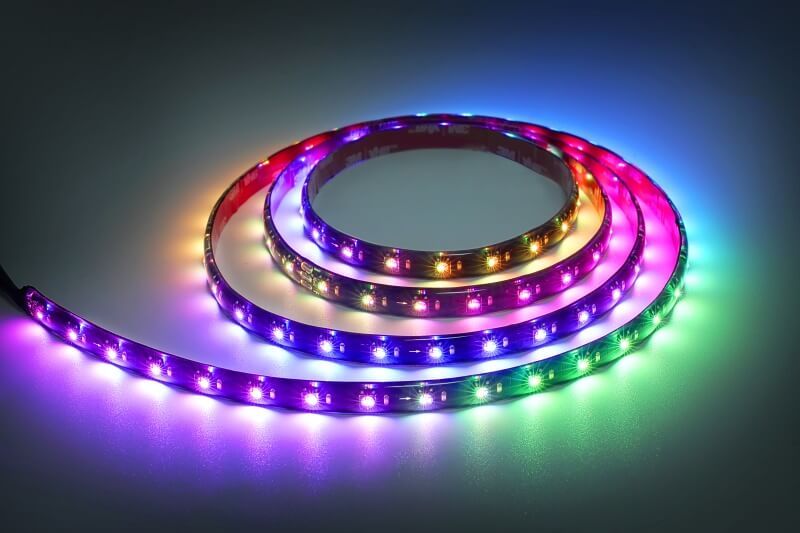 為什么RGB燈帶常用5050燈珠?5050燈珠的照明特點與應用解析